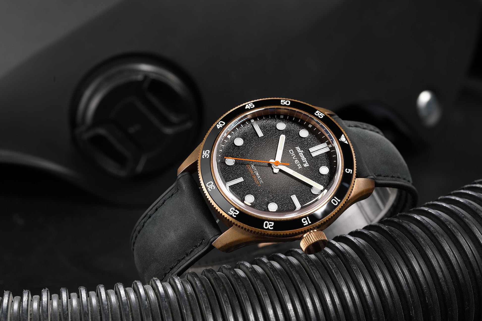 Infantry_200M_Waterproof_Men_s_Watch_-_Black_Green_Blue_waterproof_D02-BRZ-BLK 02